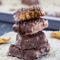 These seriously addicting vegan chocolate mango coconut candy bites have only 6 healthy ingredients and are so simple to make! Vegan.