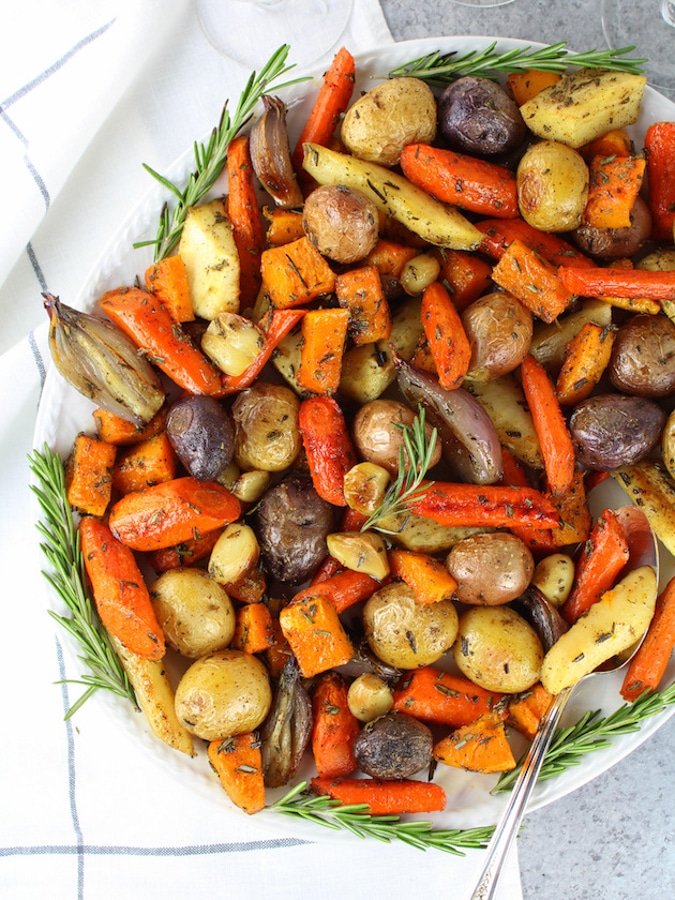 Vegetable can be used in several senses, including culinary, botanical and legal. What Are Normal Christmas Vegtables : This Vegan Christmas Dinner Menu Will Impress All Of Your Guests